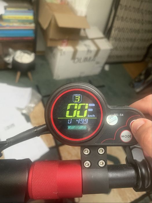 vand trotineta electroca zero 9