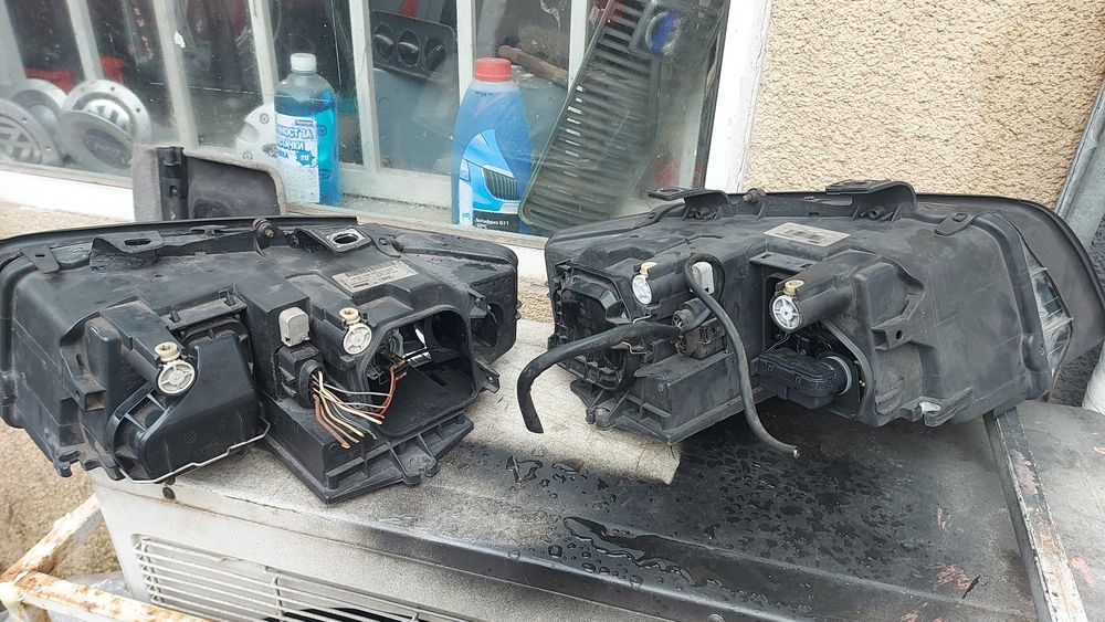 Оригинални фарове AUDIB6 2001/2005г. VALEO