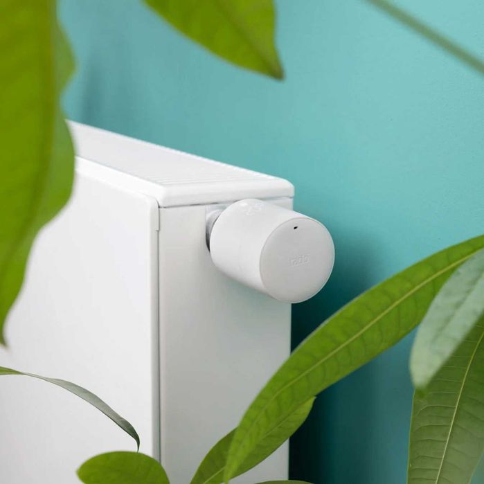 tado°-Интелигентен термостат за радиатор  V3+ с 6 адаптора за радиатори съвместим с Alexa, Siri, Google