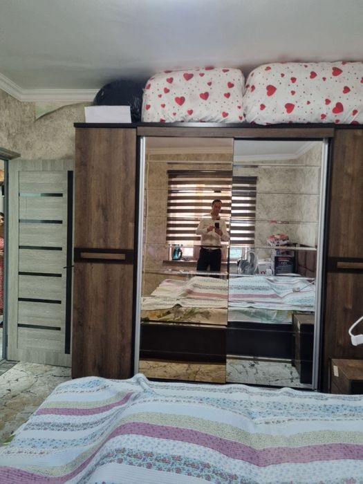 Срочно! 3-комн. квартира, 77 серия (кирпич), 2 этаж. Заходи и живи!