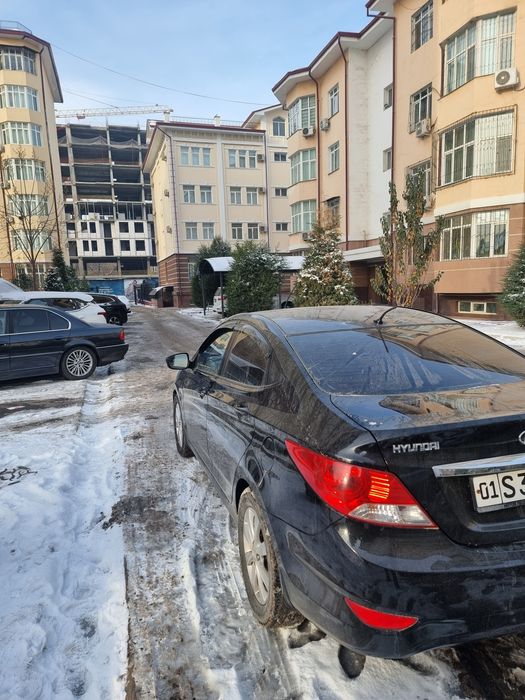 Продаю Hyundai Accent в идеальном состоянии,