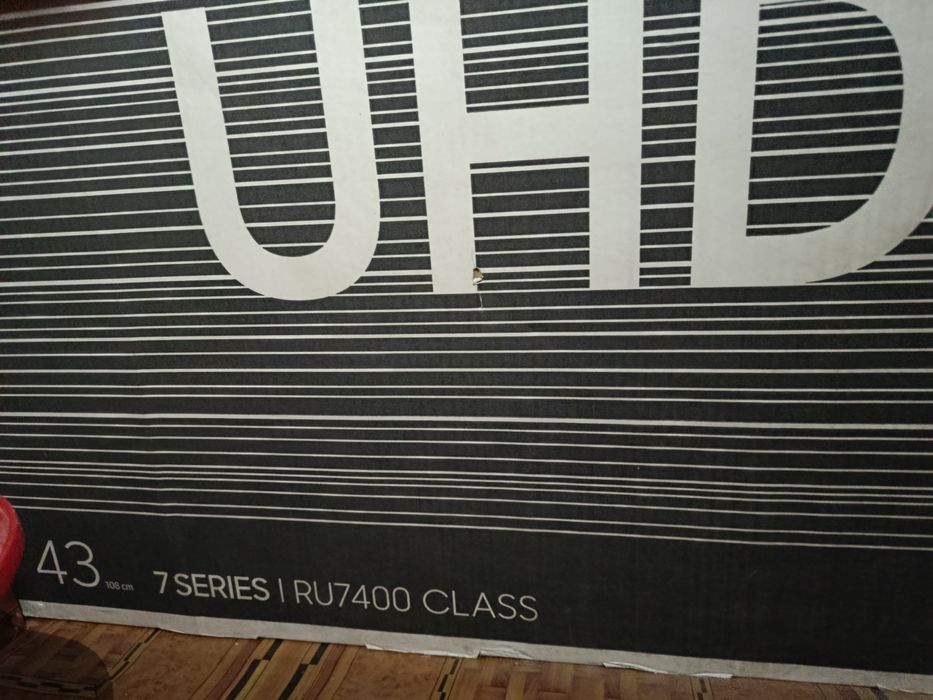 3 ta televizor sotiladi