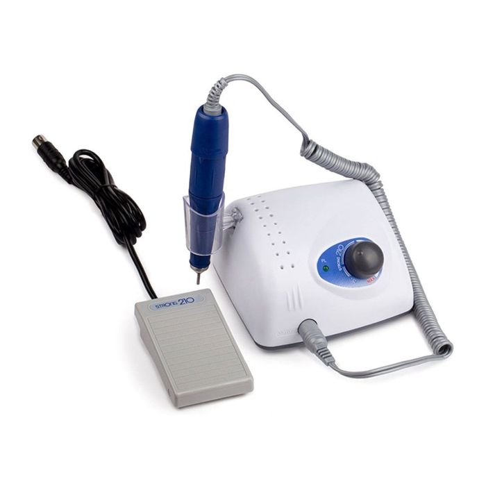 Strong 210 Manikur apparat