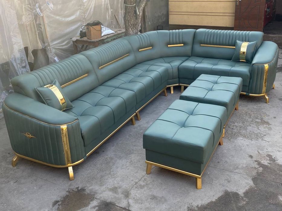 Мягкий мебель уголок