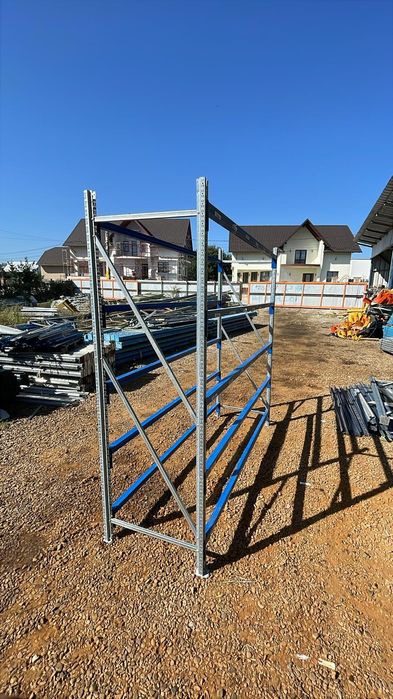 Rafturi metalice industriale