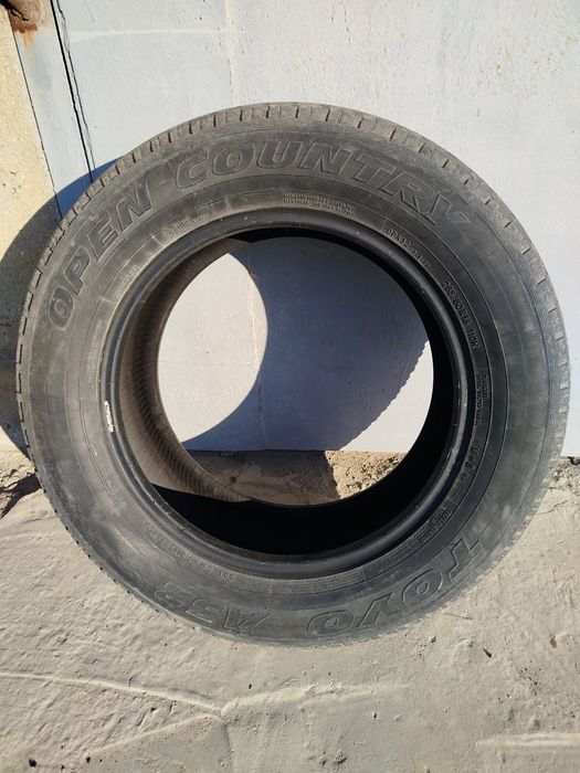 Продам шины б/у р.265/60/18