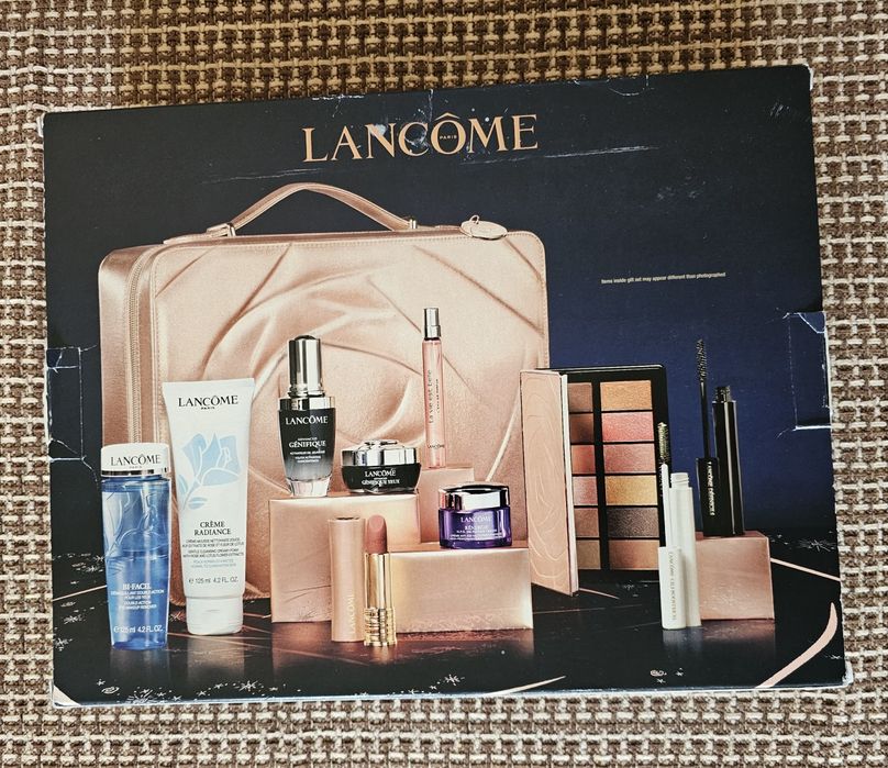 Косметичка  Lancome.