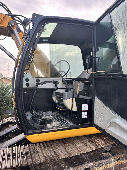 Excavator JCB 2012