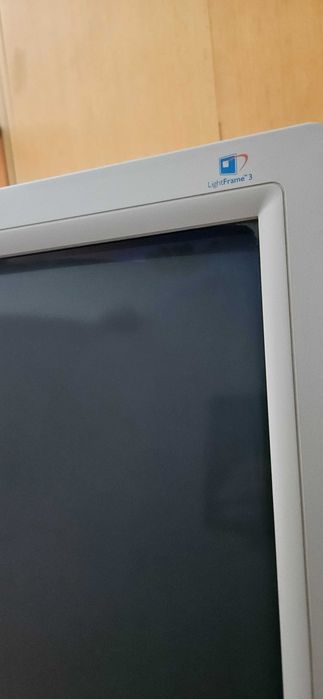 CRT монитор Philips 19"