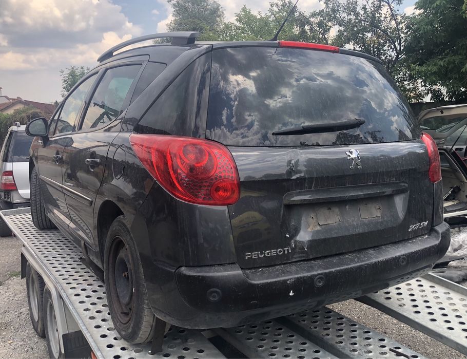 Peugeot 207 1.6 hdi 112 к с на части