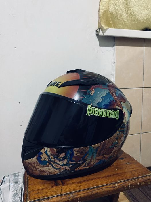 Срочно продам Мото шлем QIKE и с другими аксессуарами