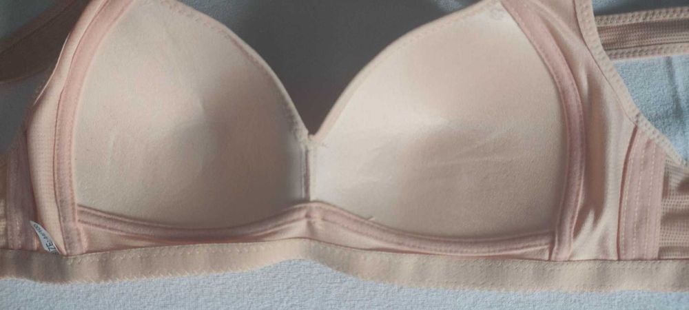 Сутиени, имитация на Триумф