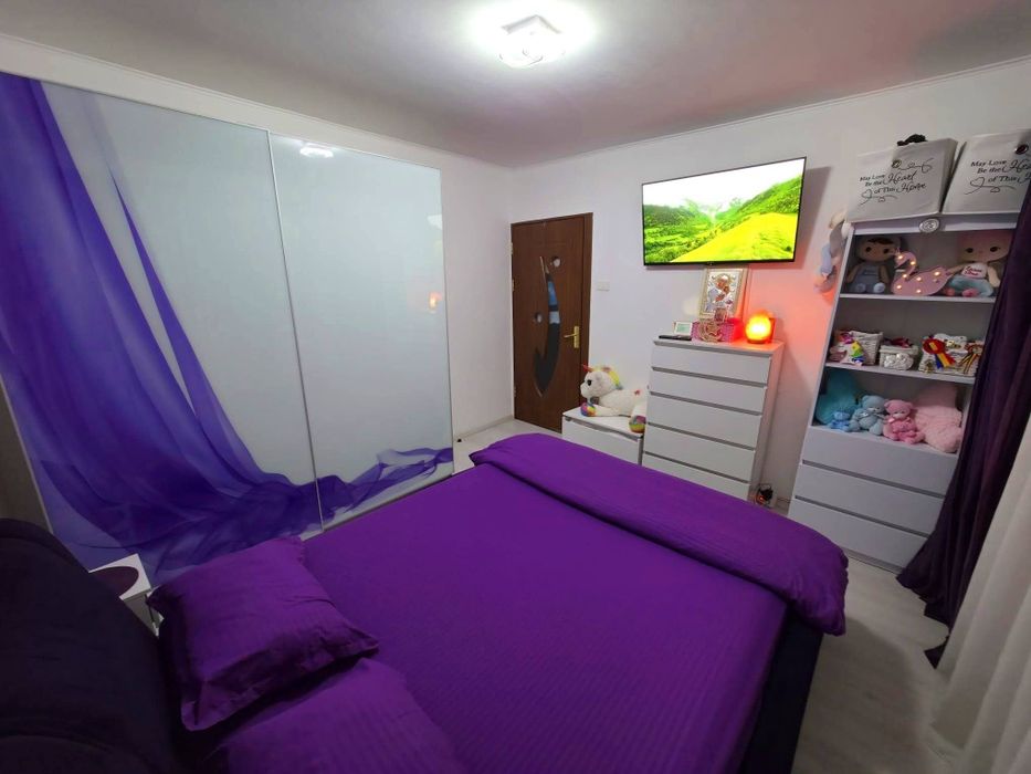 Vând apartament 3 camere MIOVENI Jud Argeș