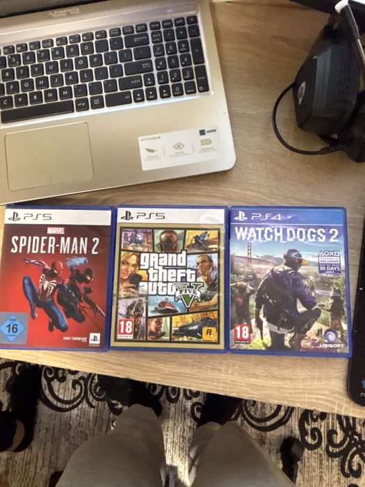 И трите игри за 100 лева