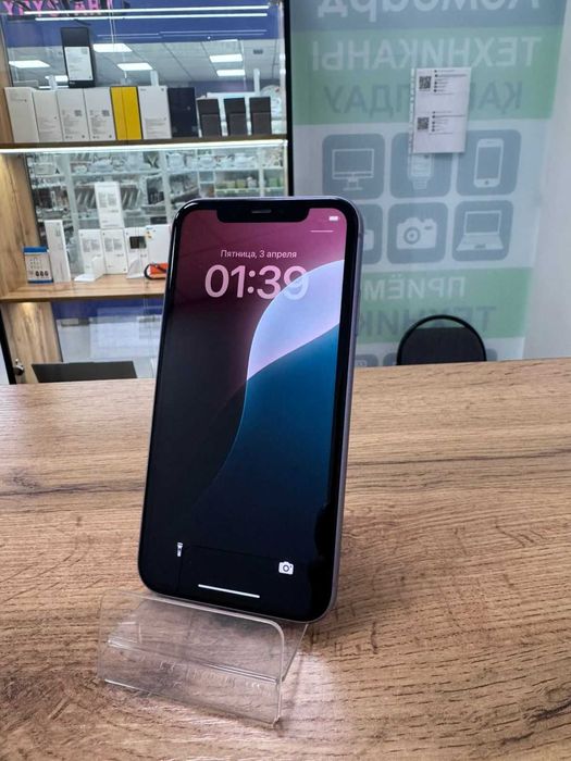 Телефон Apple IPhone 11 128 GB