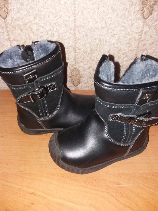 Зимние сапоги для мальчика, фирма Зебра