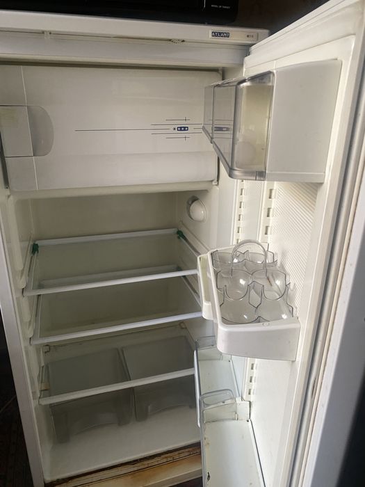 Xolodilnik muzlatgich yaxshi xolatda