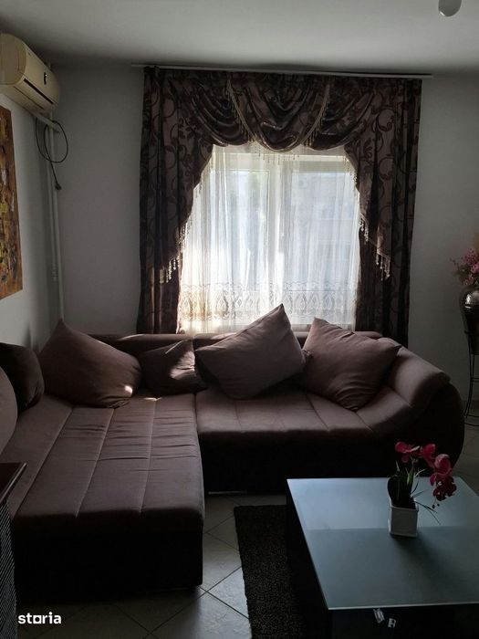 4 camere // Foisorului // Decomandat
