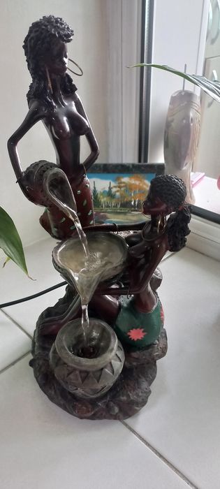 Фонтан-статуя продам