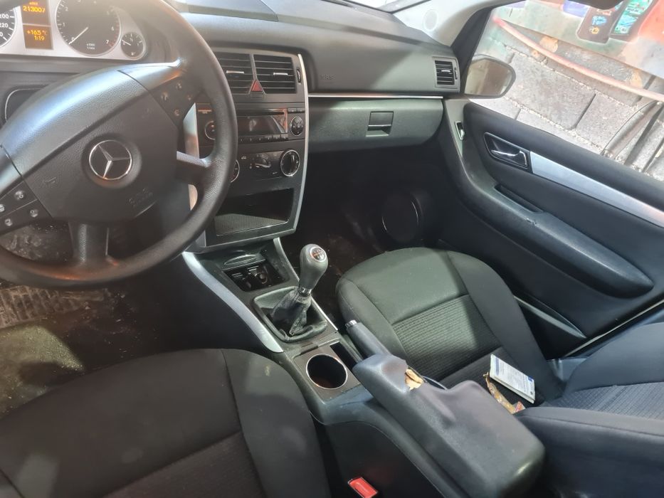Dezmembrez Mercedes B Class 1.5 benzina/1.8 Diesel/2.0 Diesel