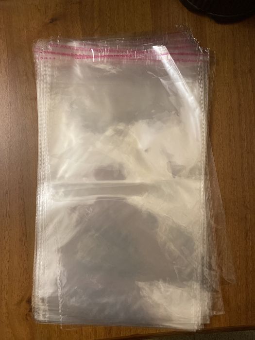 Пакеты с наклейкой