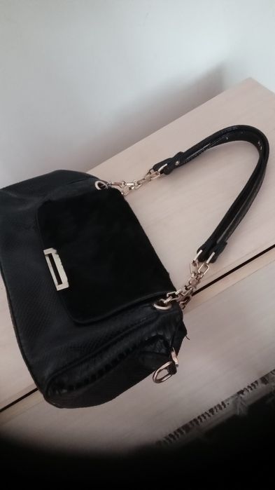 Срочно продам не дорого сумочки