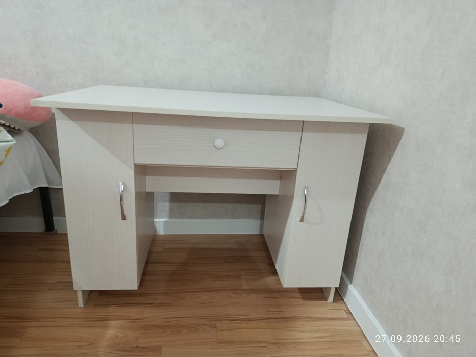 Продам в отличном состоянии стол