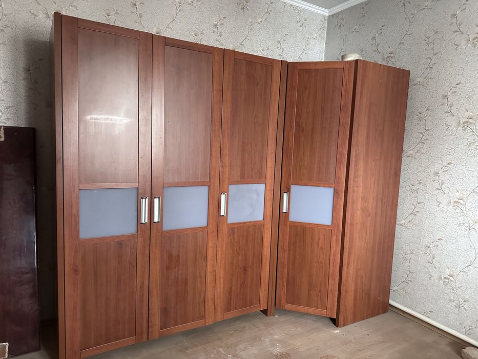 Шкаф для одежды б/у