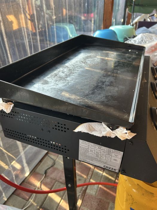 Gratar pe gaz cu butelie 3 arzatoare Cozze  G-700