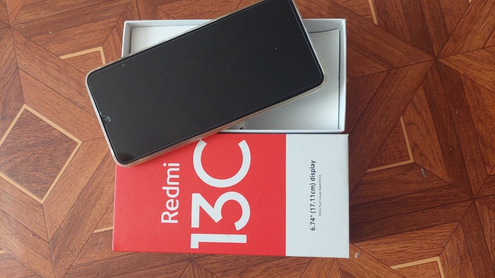 Продаю Redmi 13 C новый