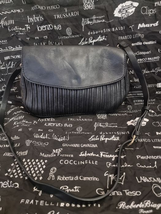 Естествена кожа чанти