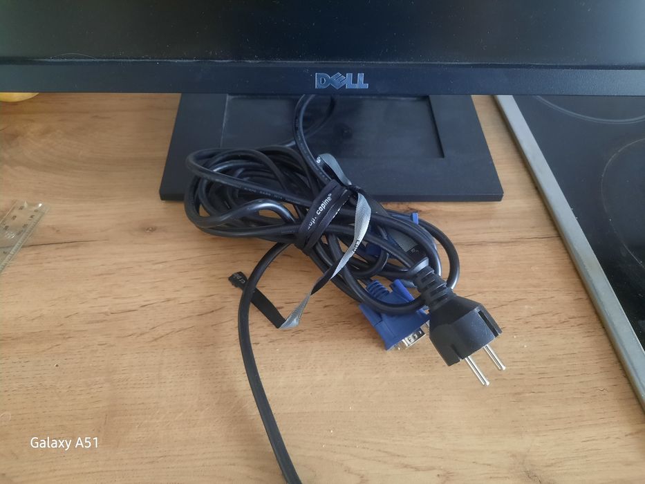 Монитор Dell рабочий