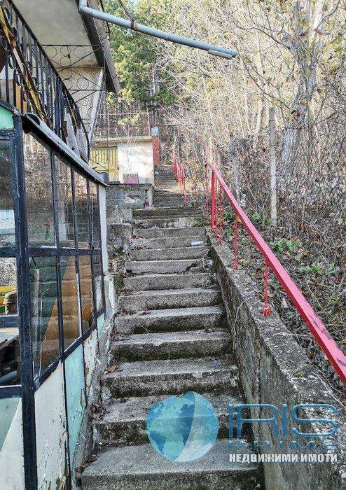 Продава се Къща в Шумен, м-т Под Манастира - 36 кв.м за 1134 €/кв.м - Снимка #2