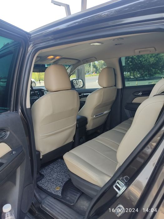 Продам внедорожник