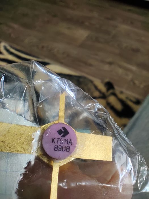 Платы от компьютеров , радиодетали.