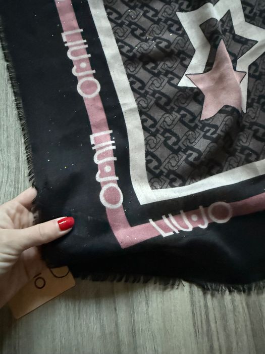 Шал нова  Liu Jo