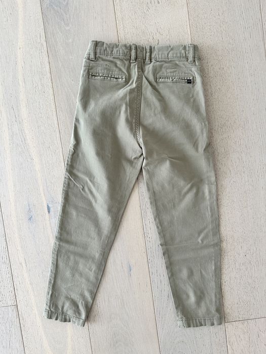 Pantaloni Zara marime 122
