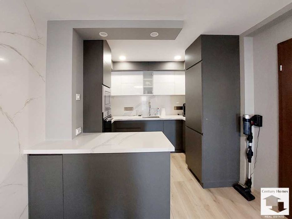 104957 Панорамен апартамент с 2 спални в центъра на Велико Търново