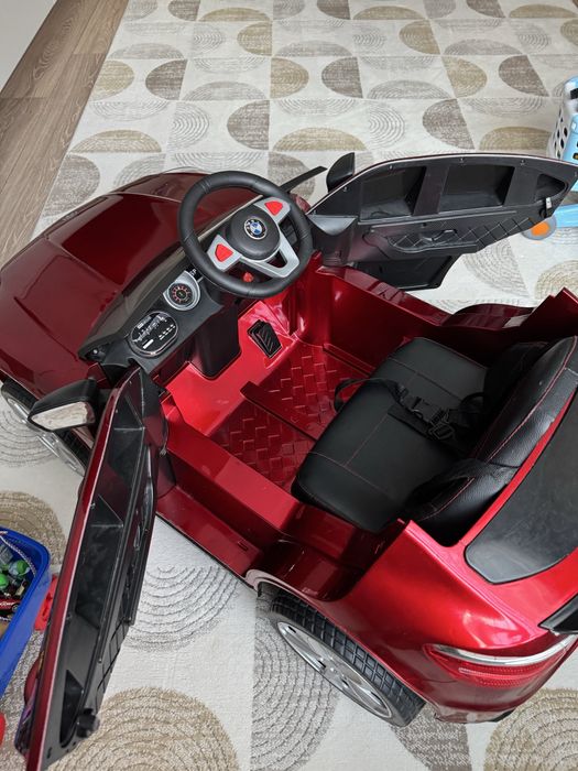 Продам машину на пульте управлении