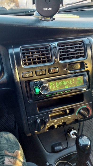 Продам срочно машину