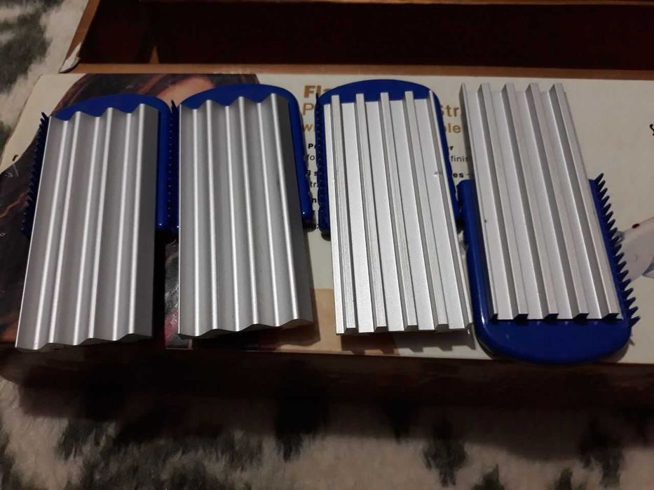 Профессиональный выпрямитель для волос