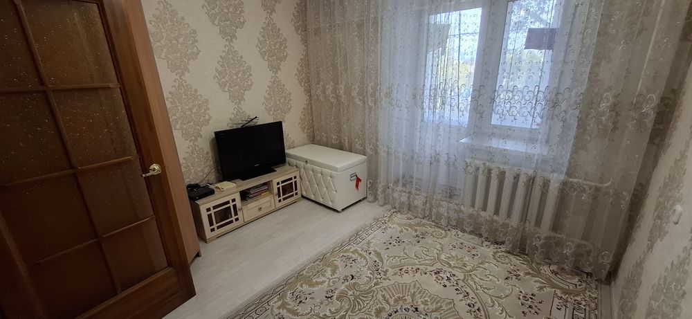 Продам 4 комн.квартиру