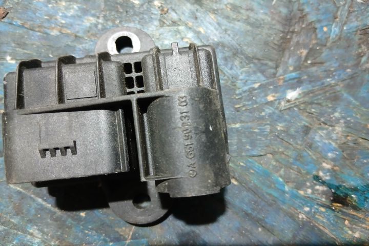 Releu bujii incandescente A6519000900 A6519000900 Mercedes-Benz C-Cla