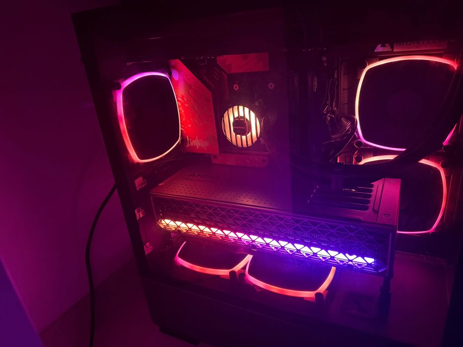 Vand pc gaming/editare AMD