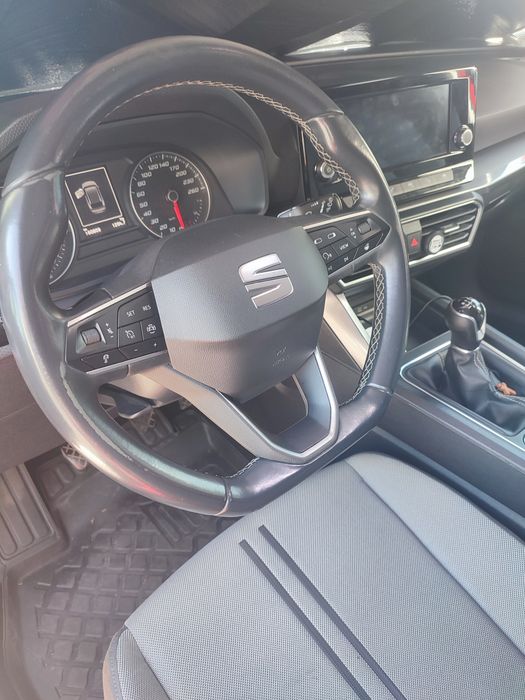 SEAT Leon 2021 — imagine 4