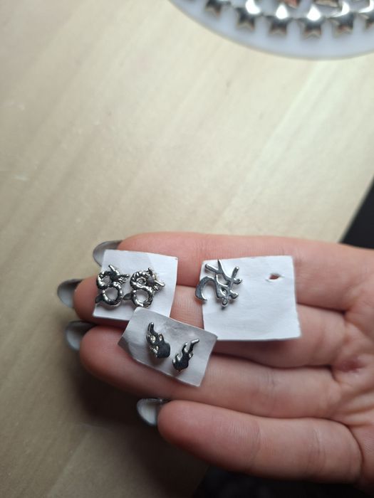 Комплекти стоманени обеци