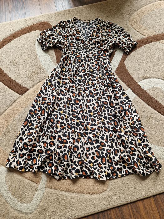 Дамска стилна рокля, размер 38, леопардова рокля размер 36