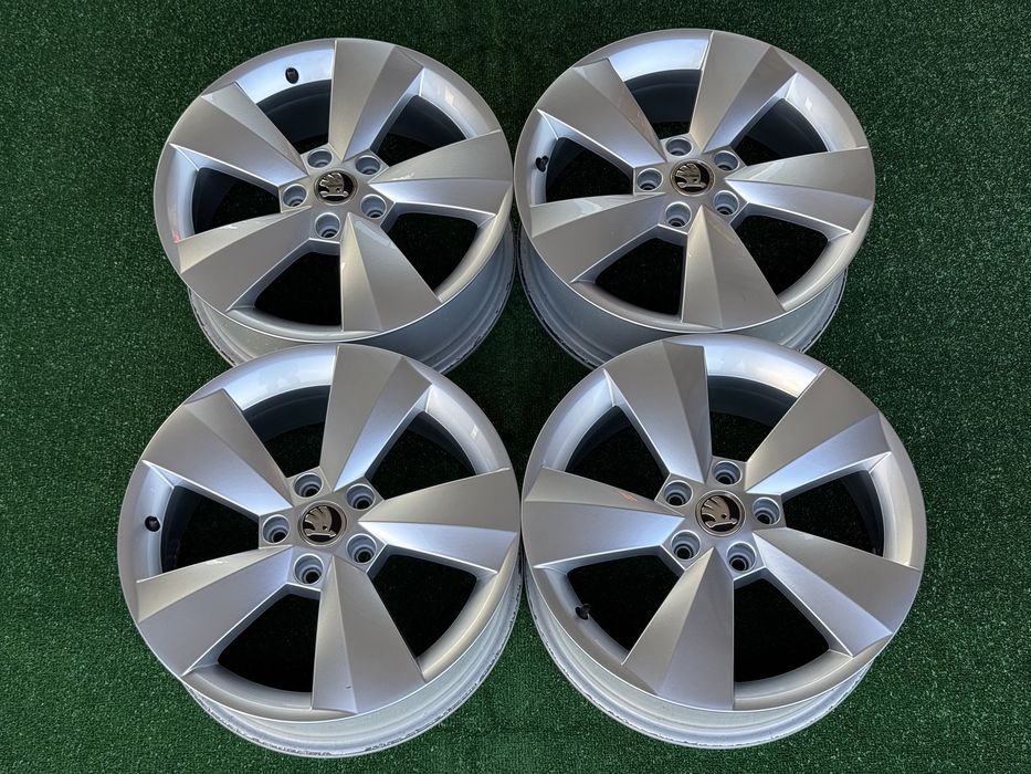 4бр. КАТО НОВИ 17” ОРИГИНАЛНИ Джанти 5х112 *RATIKON* за -SKODA/VW/AUDI/SEAT/Vag- 6.5Jx17H2, ET38