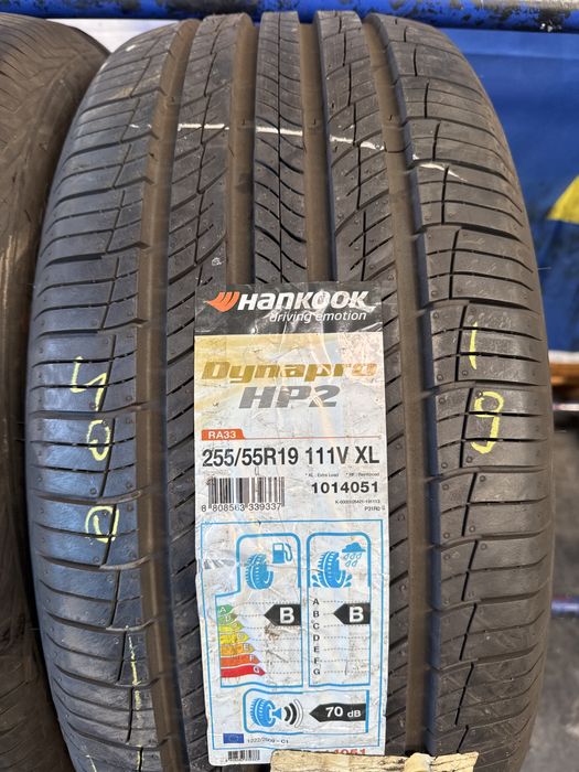 255/55/19 111V Hankook