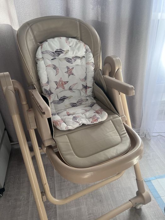 Продам детский студьчик для кормления